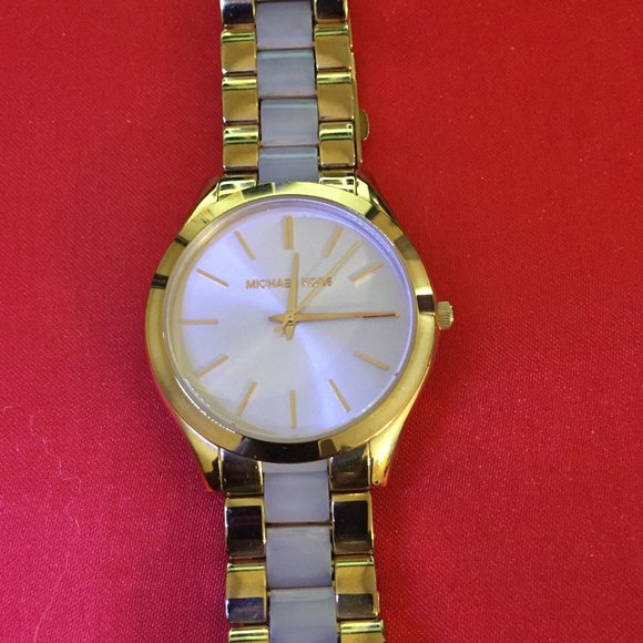 Michael Kors Women's Slim Runway Watch - Picture 4 of 4